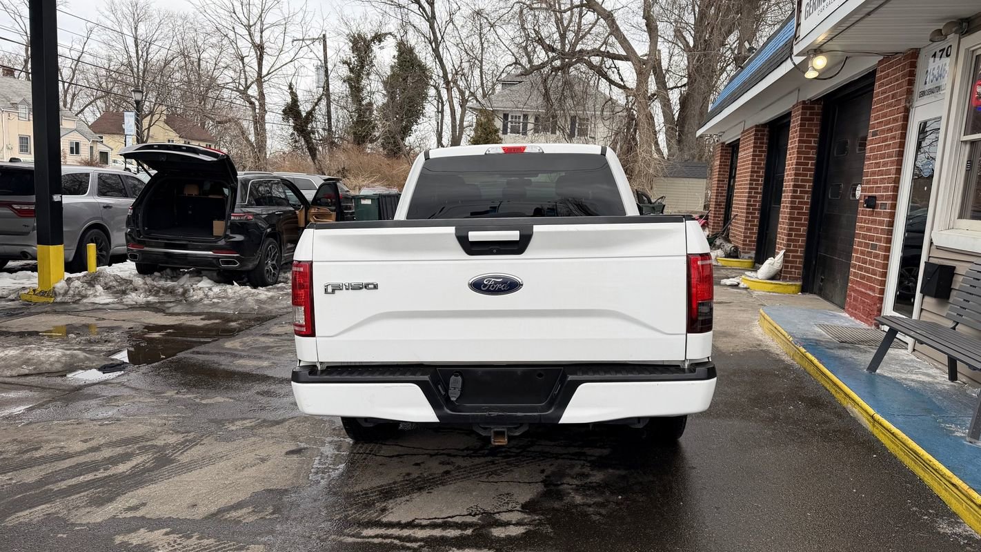 Used 2016 Ford F150 XLT w/ Equipment Group 301A Mid image 4