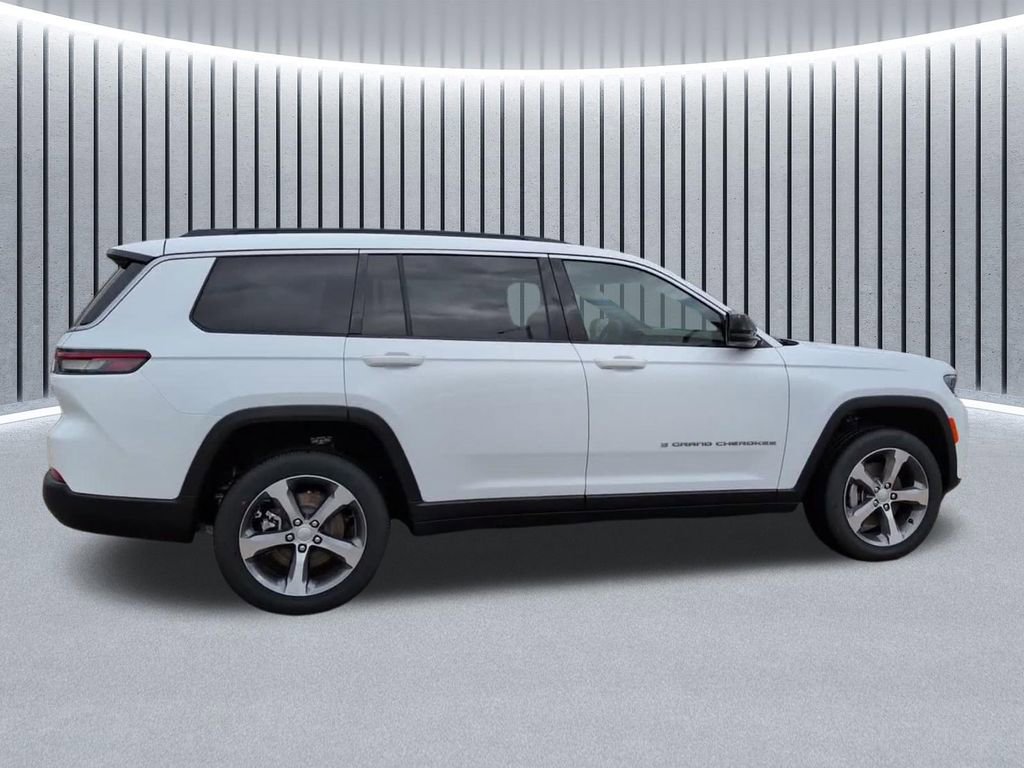 New 2026 Jeep Grand Cherokee L Limited AWD/4WD image 5