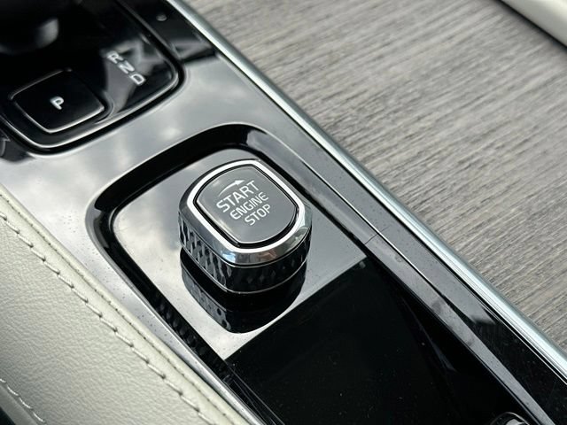 Certified 2023 Volvo XC90 B5 Plus w/ Protection Package Premier AWD/4WD image 30