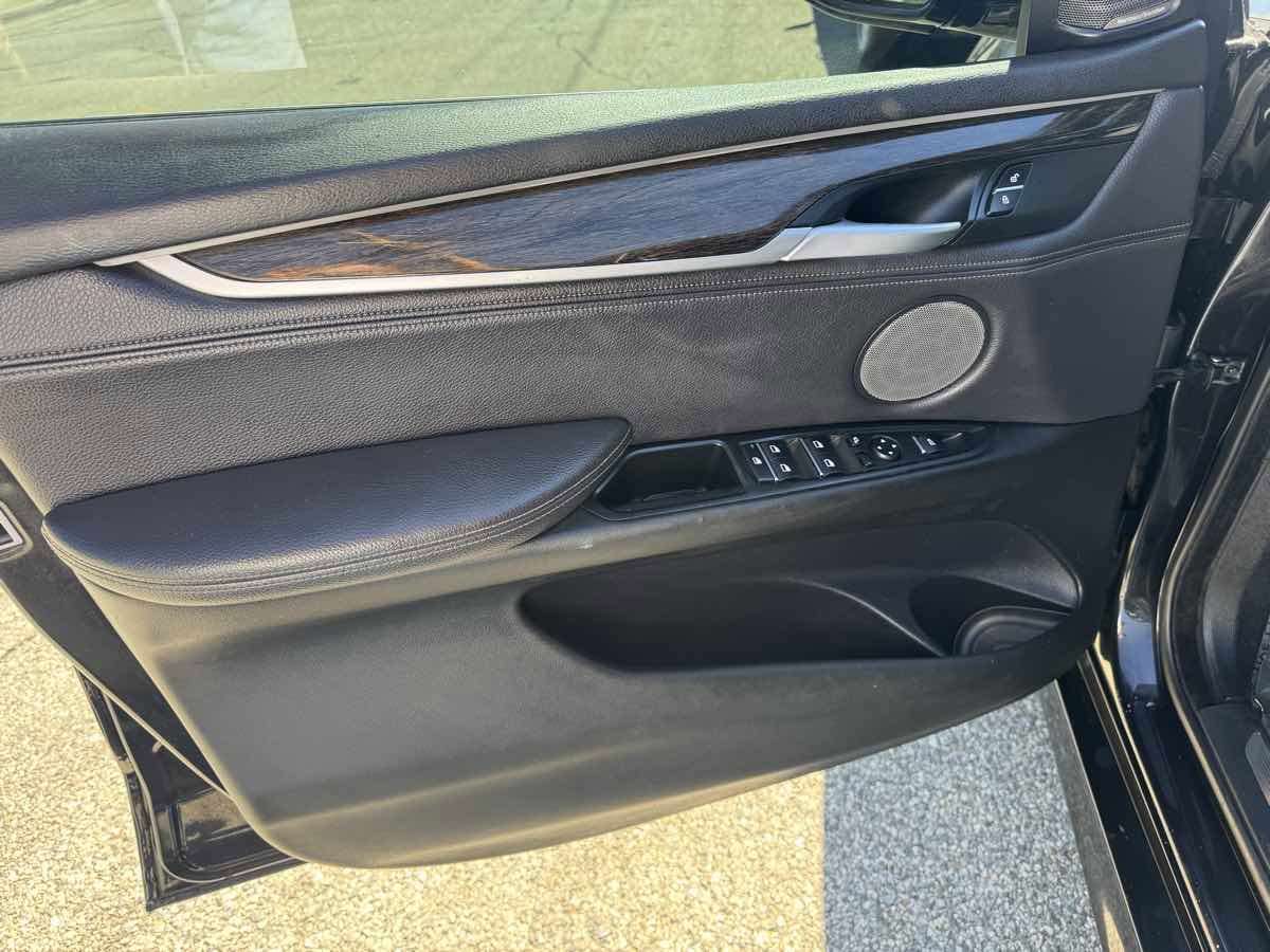 Used 2018 BMW X5 sDrive35i image 9