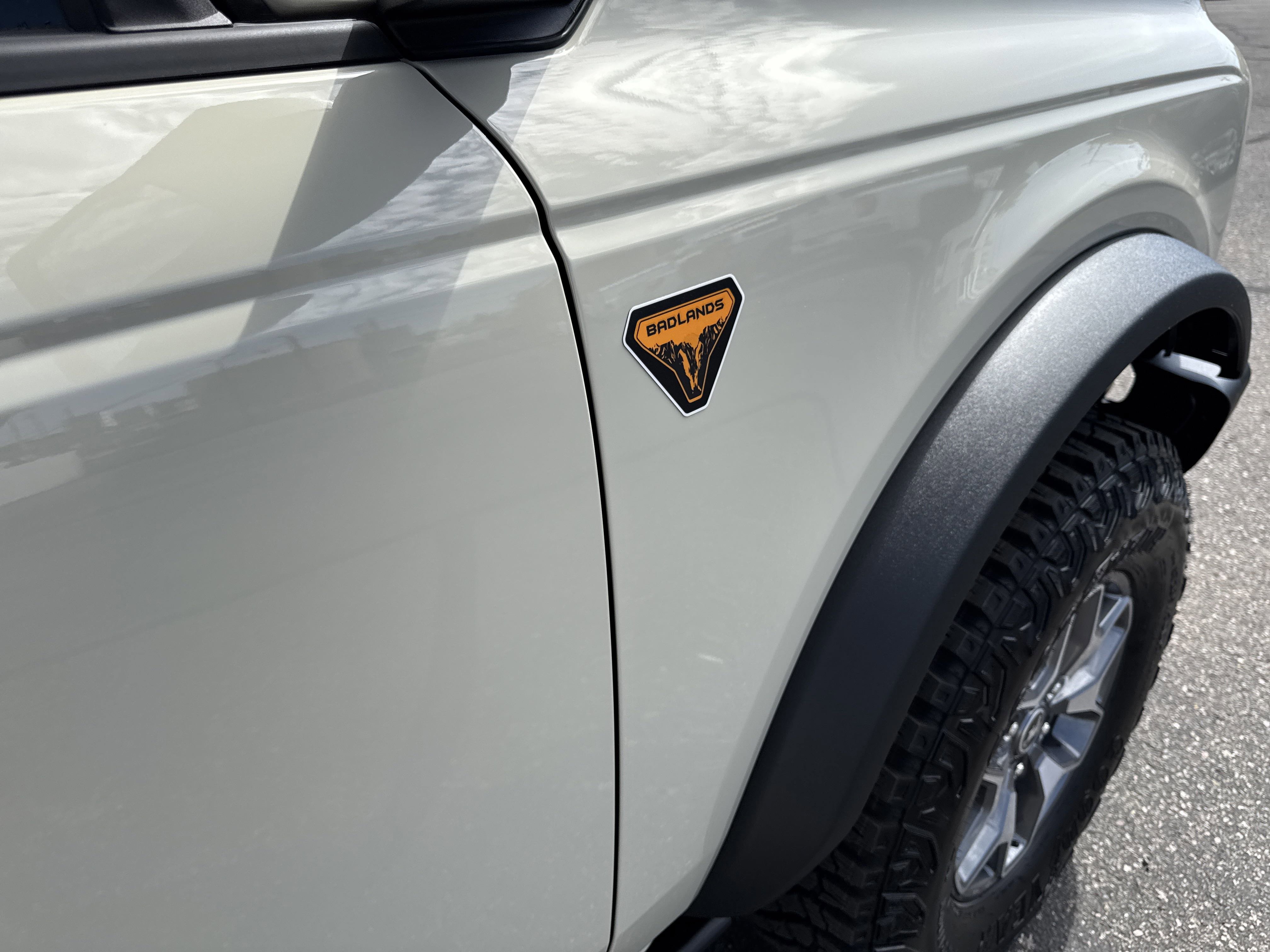 New 2025 Ford Bronco Badlands image 10