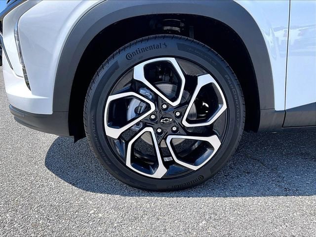 New 2026 Chevrolet Trax RS w/ Sunroof Package FWD image 7