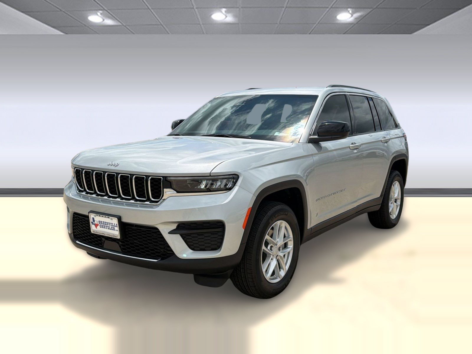 New 2026 Jeep Grand Cherokee Laredo