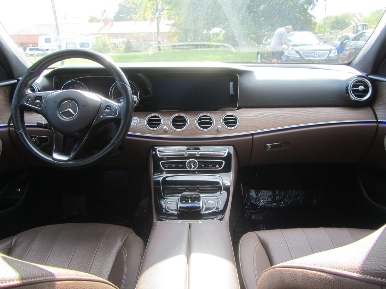 Used 2017 Mercedes-Benz E 300 image 13