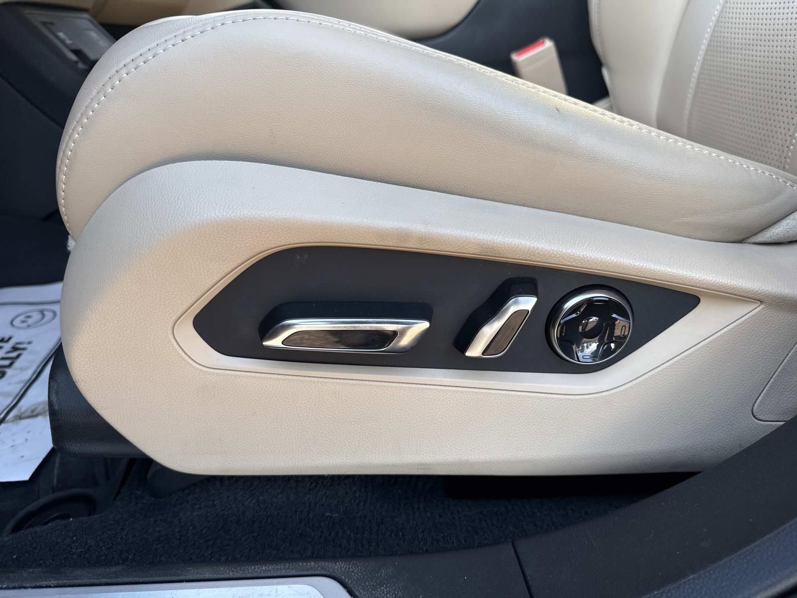 Used 2023 Acura RDX w/ Technology Package image 18