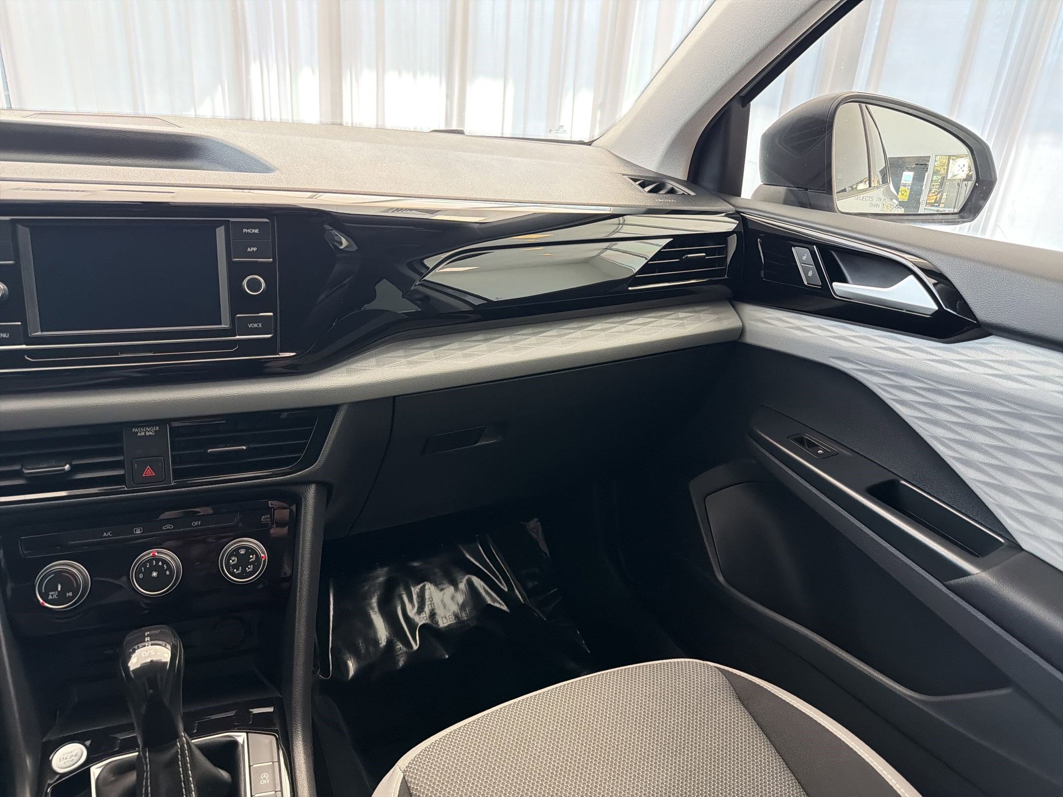 Used 2023 Volkswagen Taos S image 26