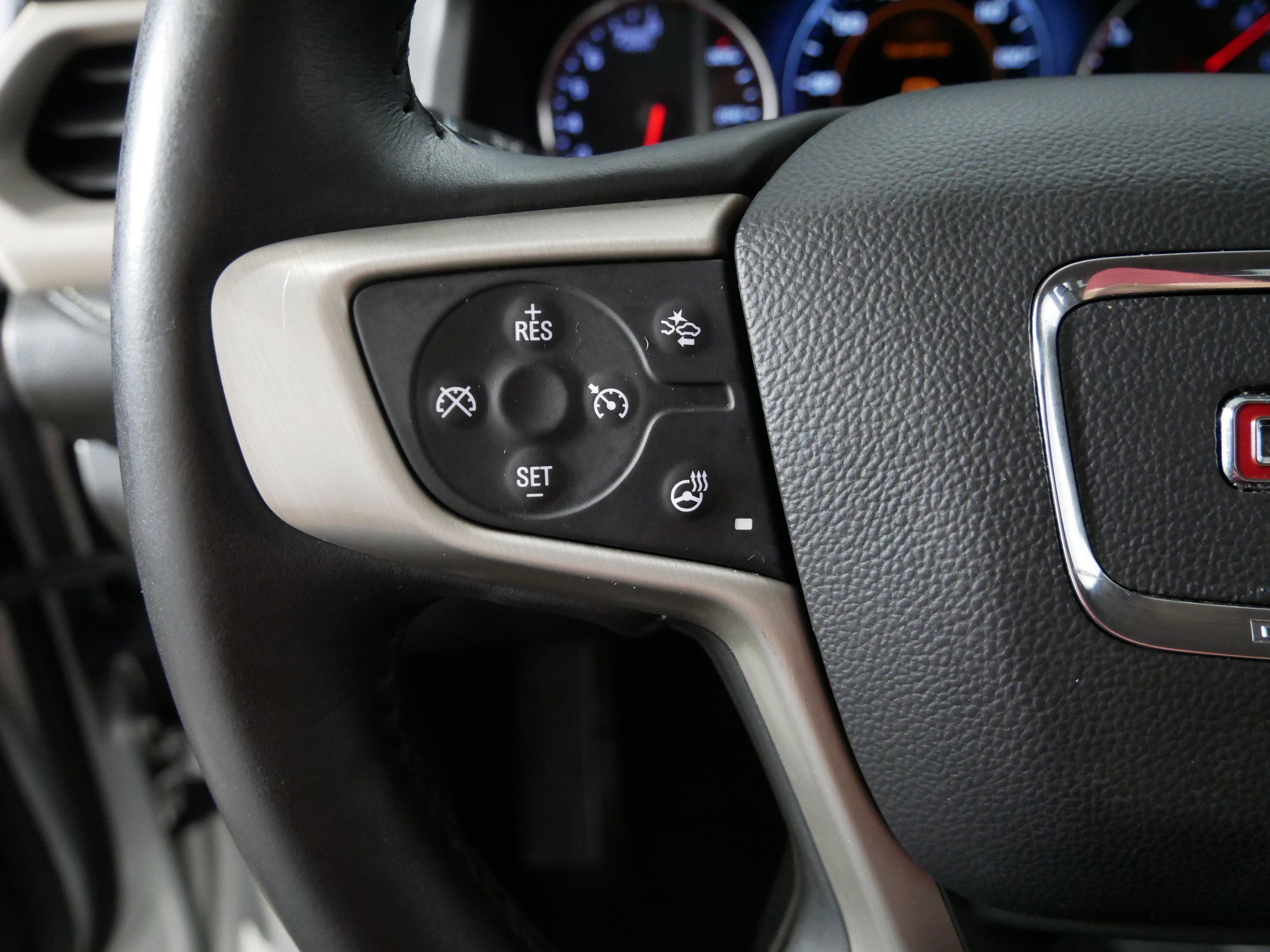 Certified 2017 GMC Acadia Denali image 27