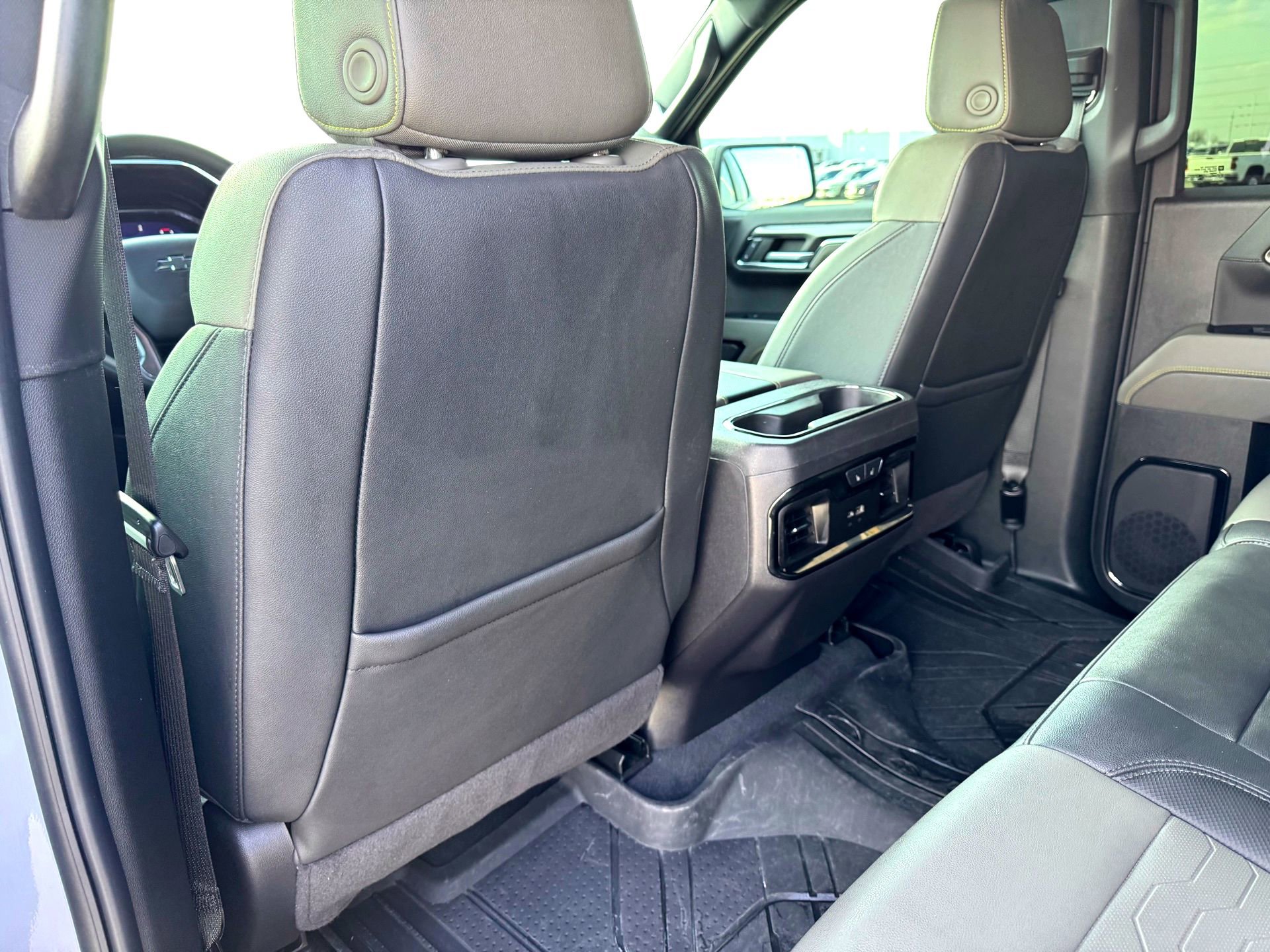 Used 2024 Chevrolet Silverado 1500 ZR2 w/ Technology Package image 21