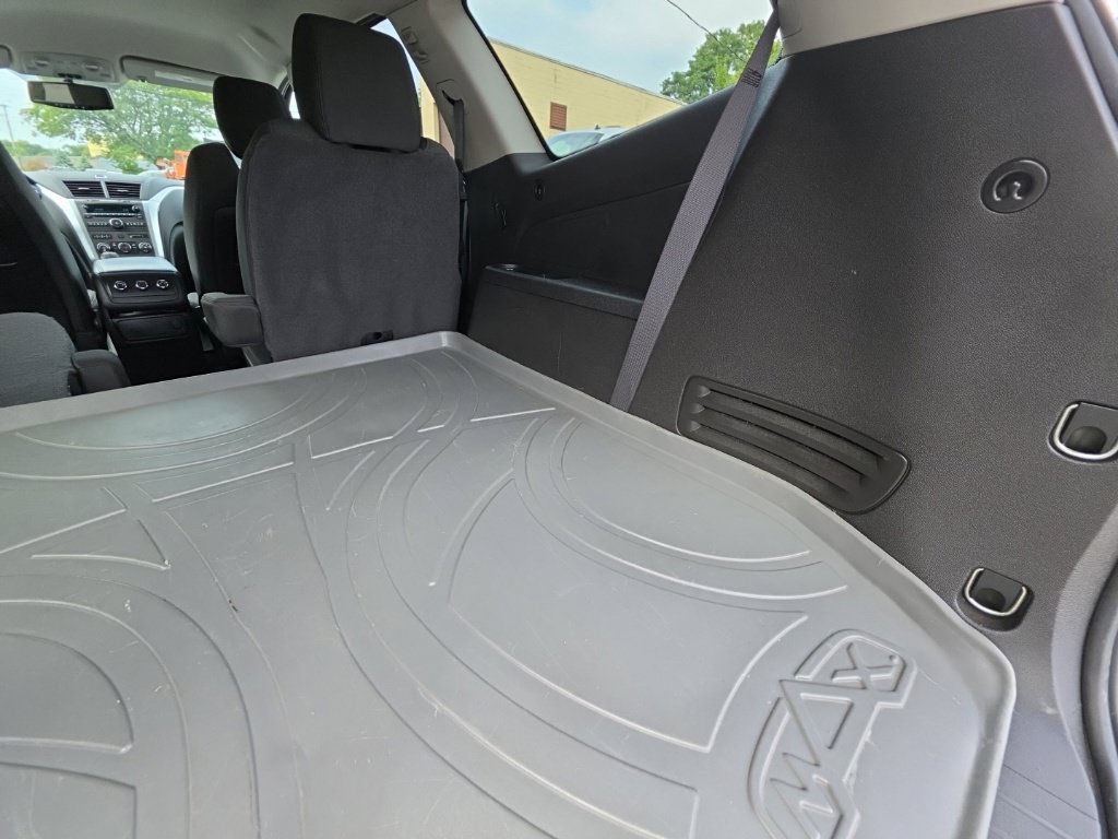 Used 2011 Chevrolet Traverse LT w/ Personal Connectivity Package AWD/4WD image 29
