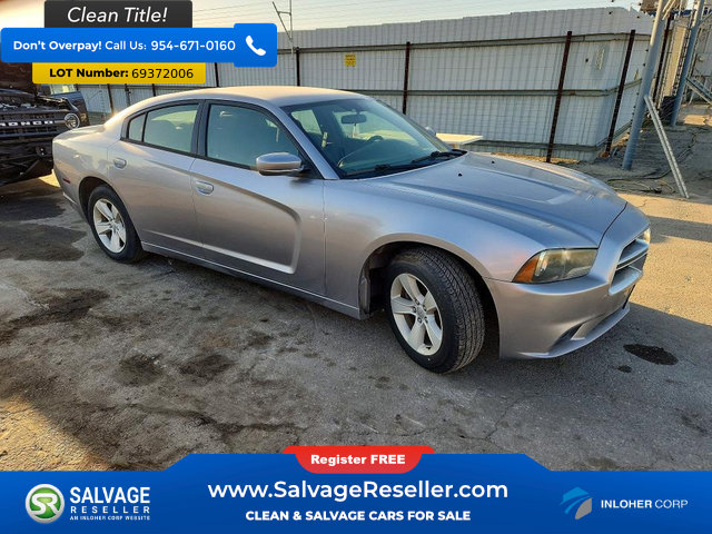 Used 2013 Dodge Charger SE RWD image 5