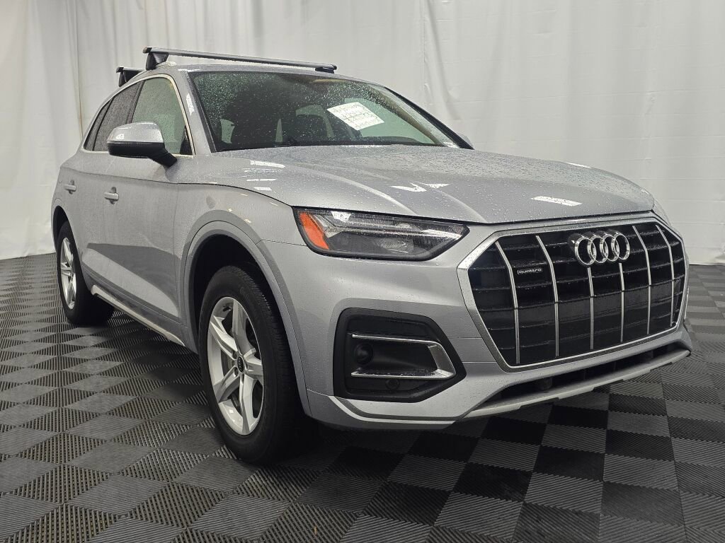 Used 2023 Audi Q5 2.0T Premium w/ Convenience Package image 8