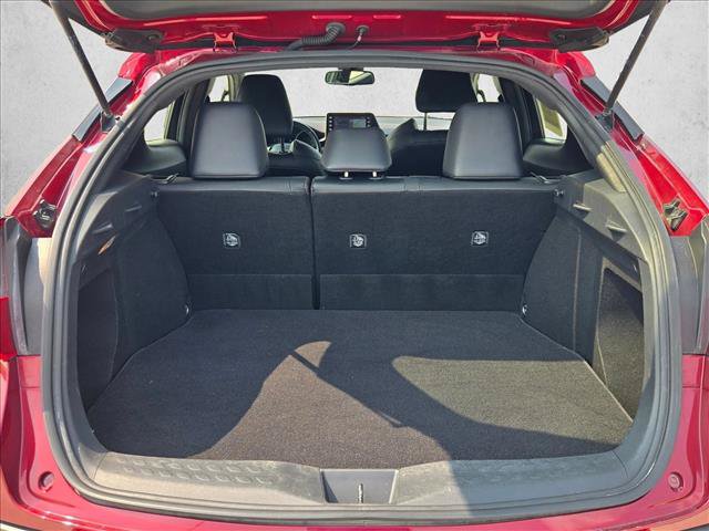 Used 2019 Toyota C-HR Limited FWD image 6