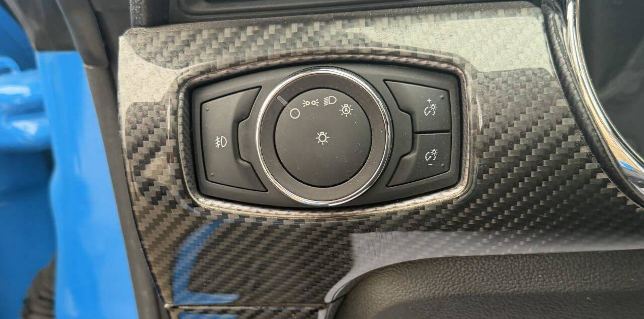 Used 2017 Ford Mustang GT image 19