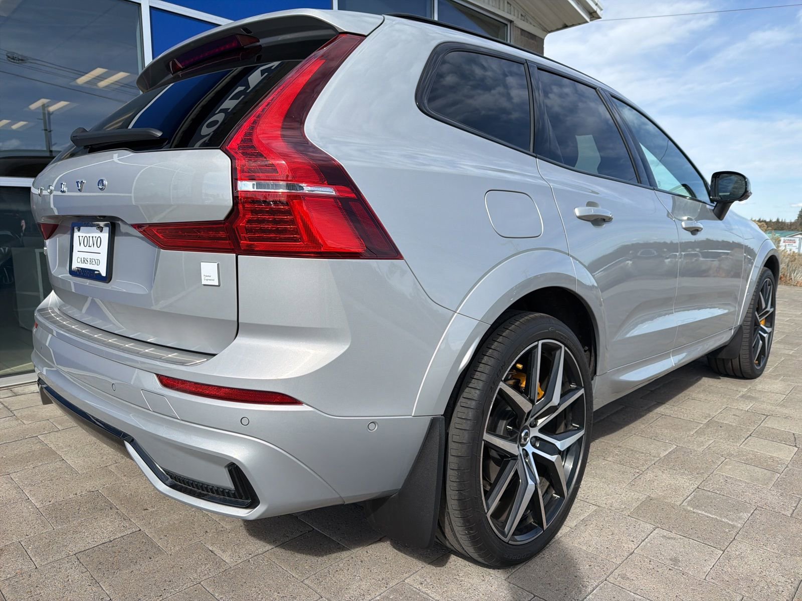 Used 2024 Volvo XC60 T8 Polestar w/ Protection Package Premier video 2