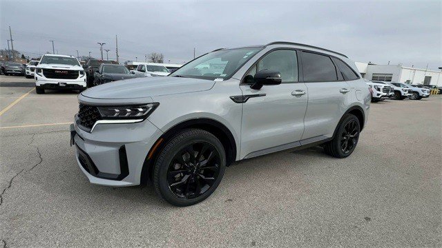 Used 2022 Kia Sorento SX image 5