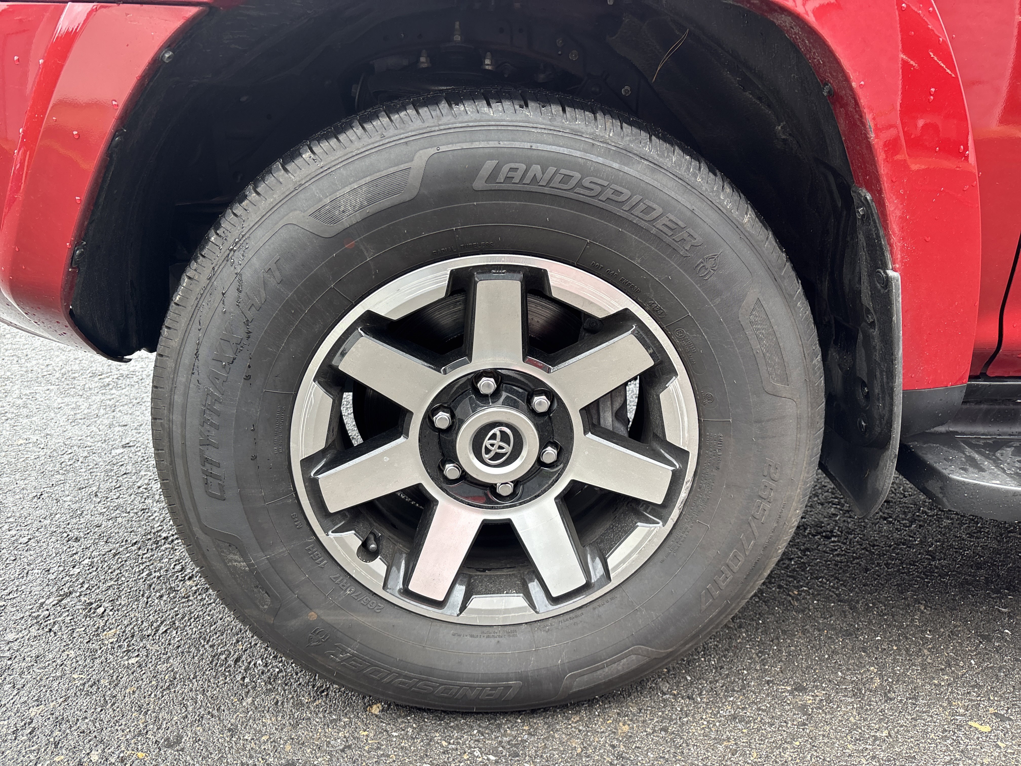 Used 2024 Toyota 4Runner TRD Off-Road image 11