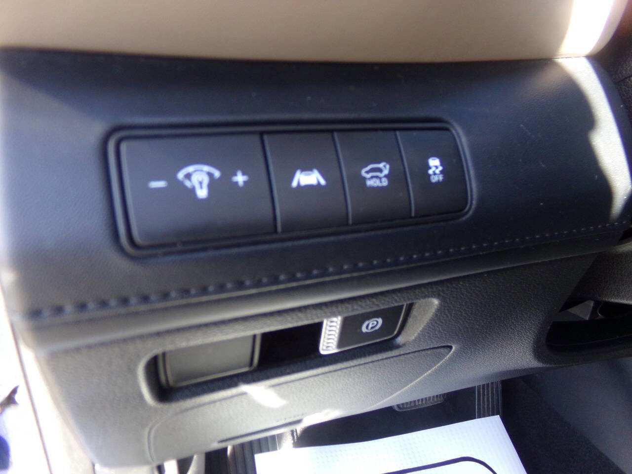 Used 2021 Hyundai Santa Fe Limited image 38