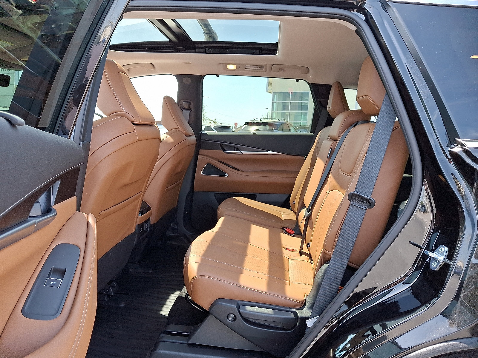 Certified 2025 INFINITI QX60 Sensory w/ Vision Package image 11