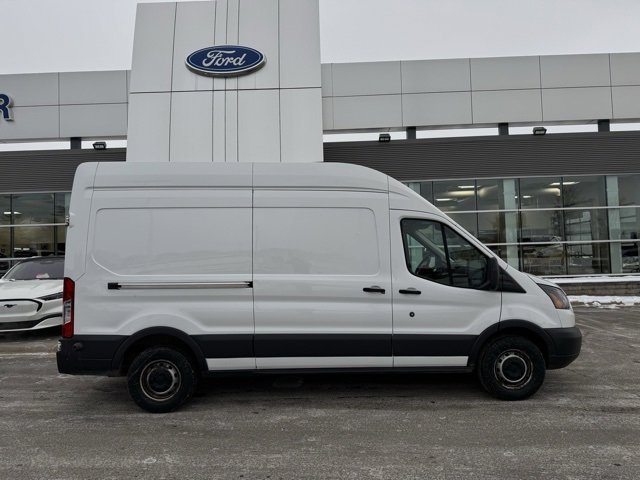 Used 2018 Ford Transit 250 148 High Roof image 22