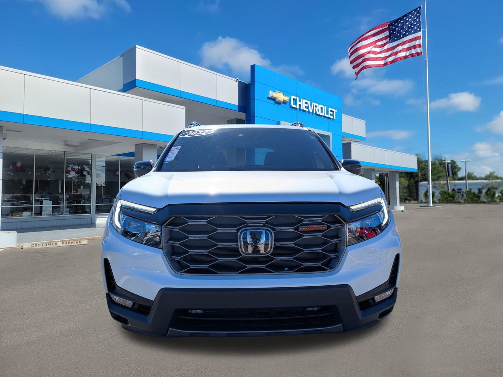 Used 2022 Honda Passport TrailSport image 2