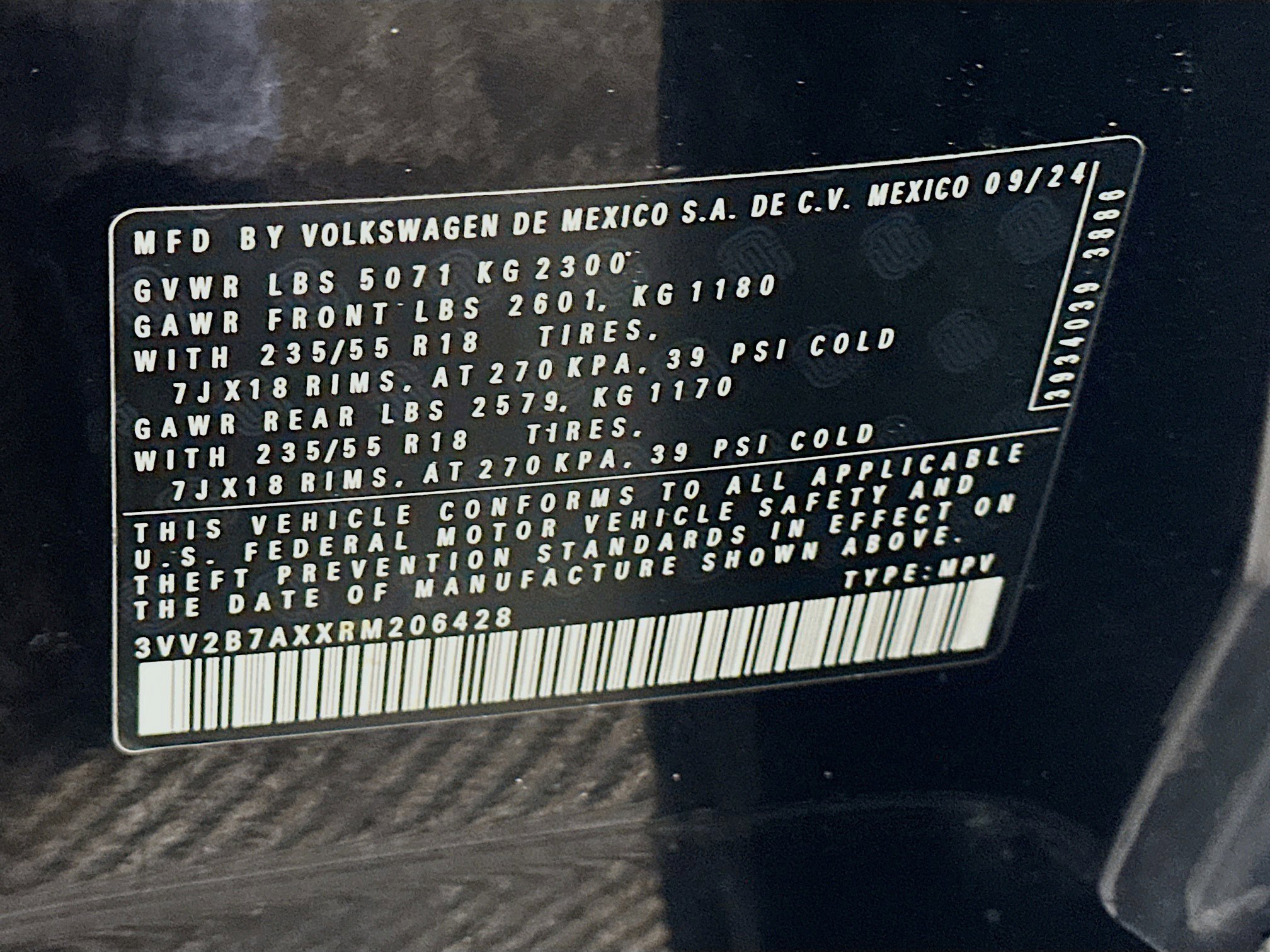 Used 2024 Volkswagen Tiguan Wolfsburg Edition image 12