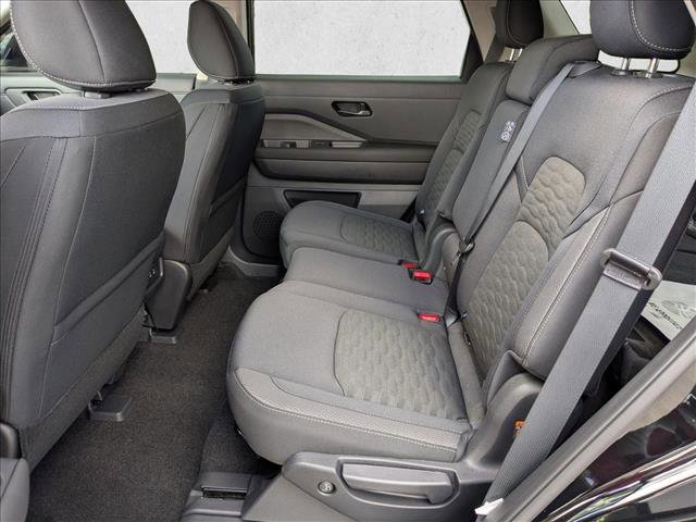 New 2026 Nissan Pathfinder SV image 15