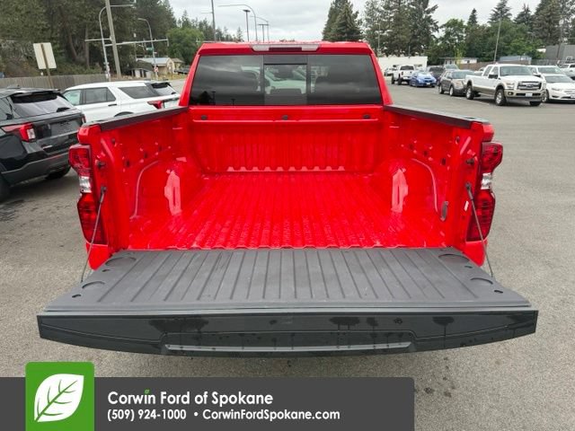 Used 2024 Chevrolet Silverado 1500 LT w/ Convenience Package II AWD/4WD image 17