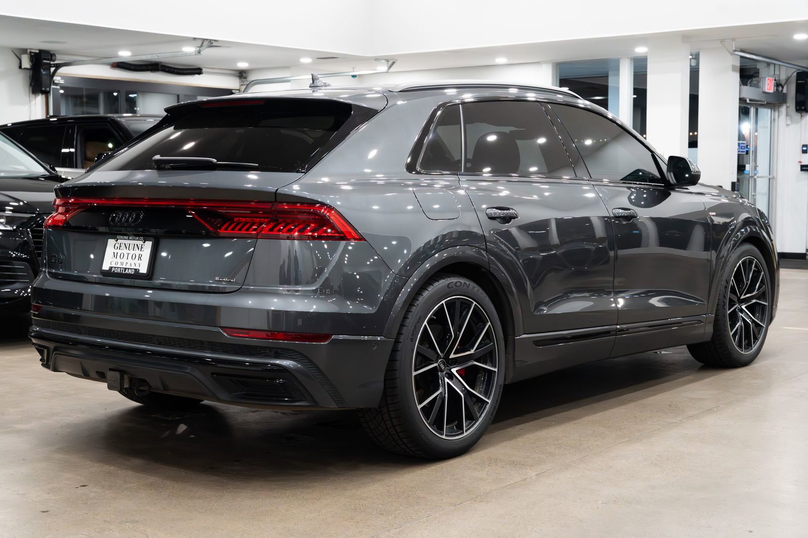 Used 2023 Audi Q8 Prestige image 4