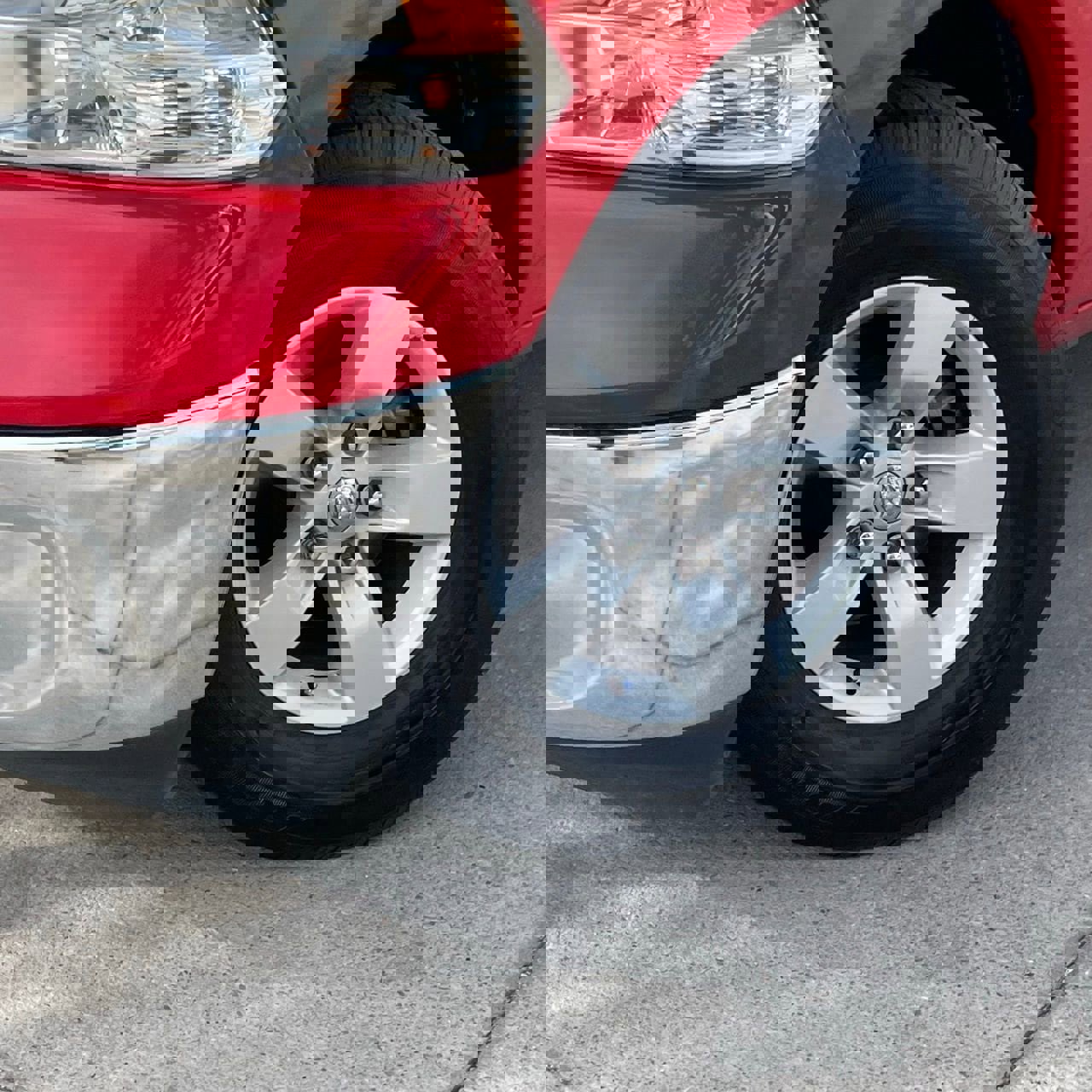 Used 2024 RAM 1500 Classic SLT image 9