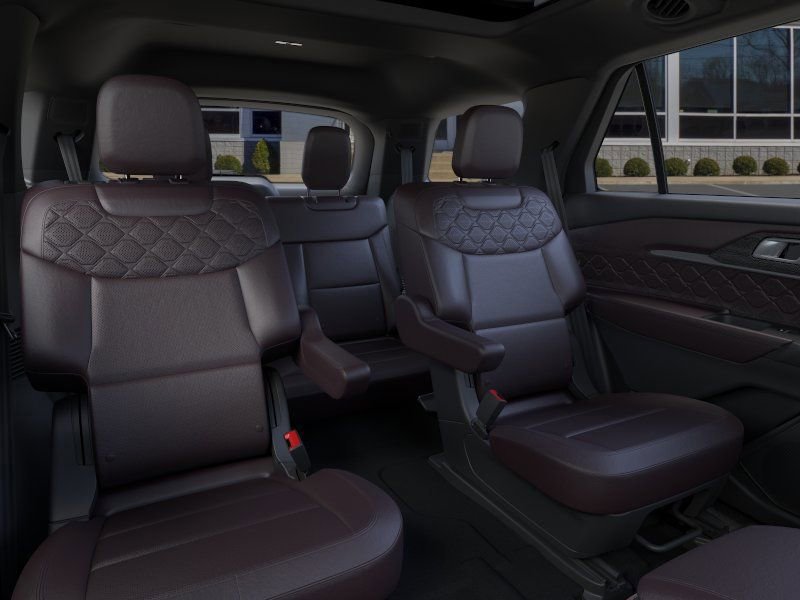 New 2026 Ford Explorer Platinum w/ LUX Leather Package AWD/4WD image 11