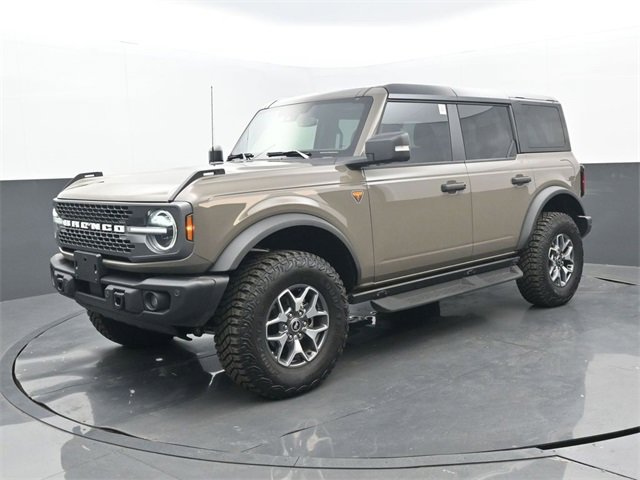 Used 2025 Ford Bronco Badlands image 22