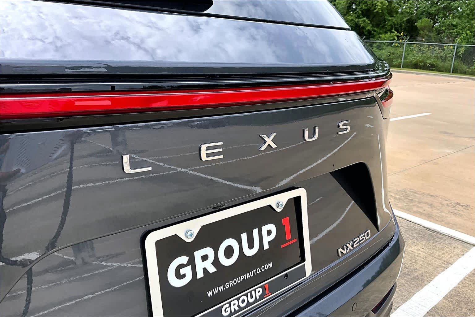 Certified 2025 Lexus NX 250 FWD w/ Accessory Package (Z1) image 31