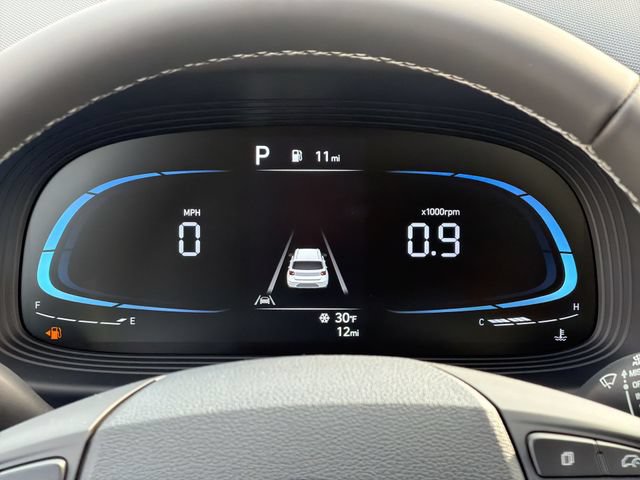 New 2025 Hyundai Venue SEL FWD image 12