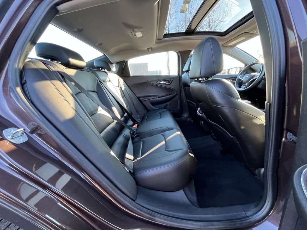 Used 2016 Chevrolet Malibu Premier w/ Driver Confidence Package FWD image 19