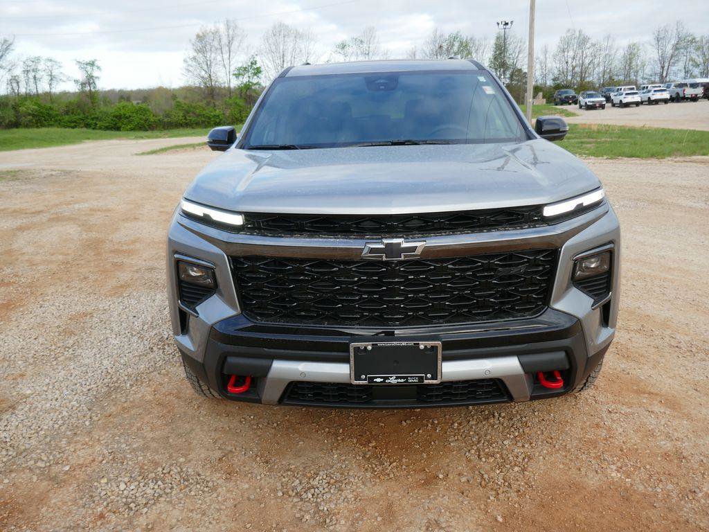 New 2026 Chevrolet Traverse Z71 w/ Enhanced Driving Package AWD/4WD image 9