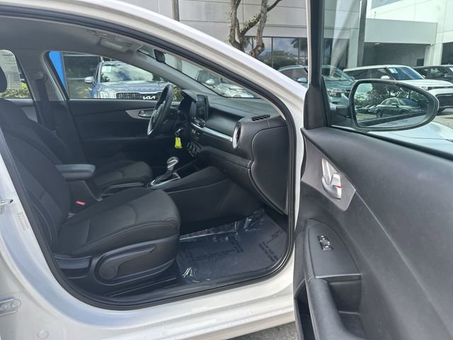 Used 2023 Kia Forte LXS FWD image 29