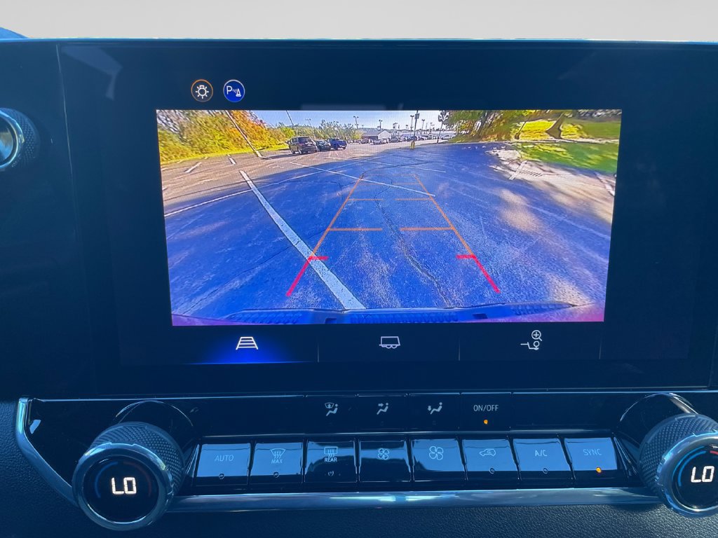 Used 2026 Chevrolet Colorado Trail Boss AWD/4WD image 26