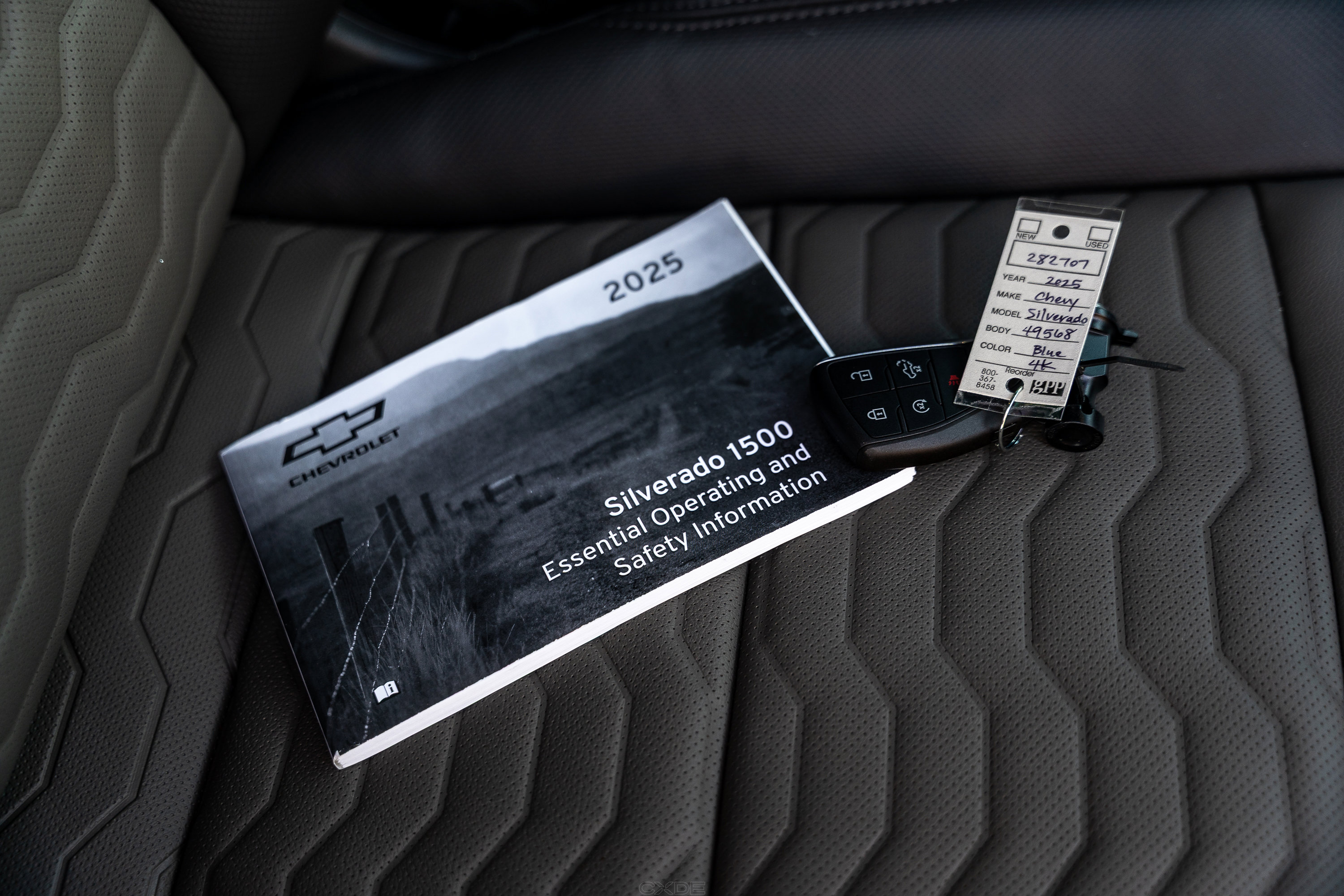 Used 2025 Chevrolet Silverado 1500 ZR2 image 40
