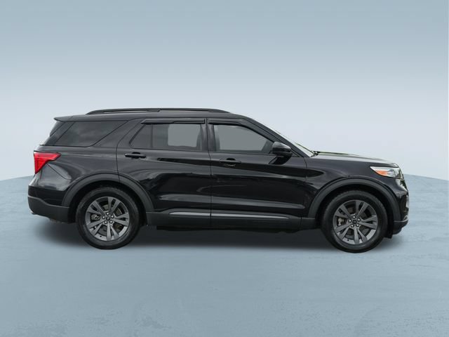 Used 2022 Ford Explorer XLT w/ Equipment Group 202A RWD image 10
