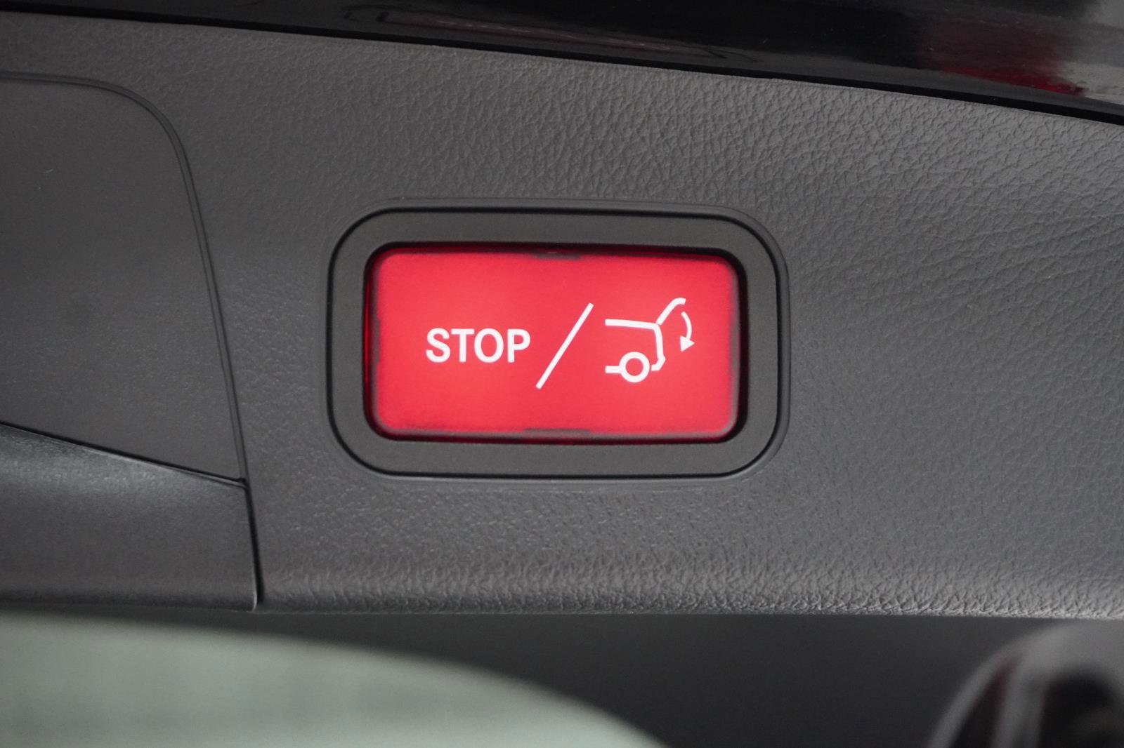 Used 2025 Mercedes-Benz GLA 250 image 7