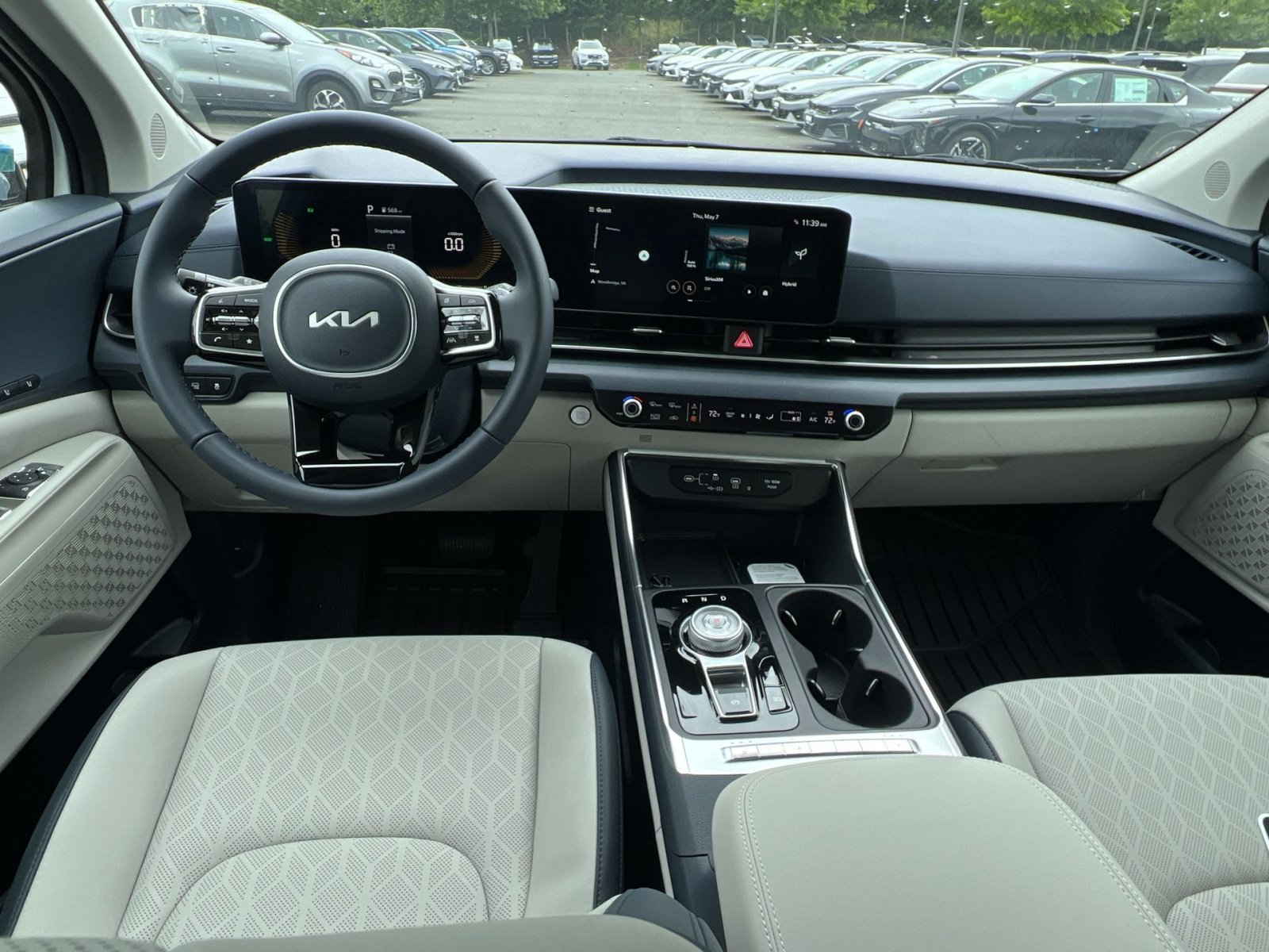 New 2026 Kia Carnival EX FWD image 40