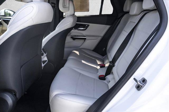 Certified 2025 Mercedes-Benz GLC 300 4MATIC image 19