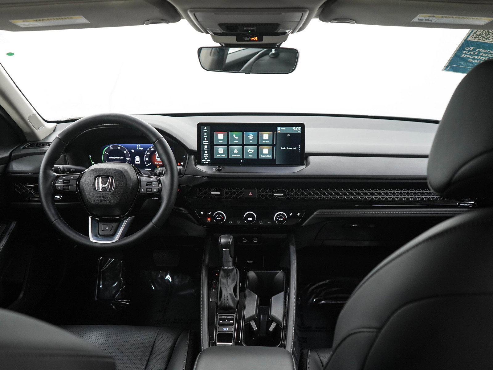 Used 2025 Honda Accord Touring image 13
