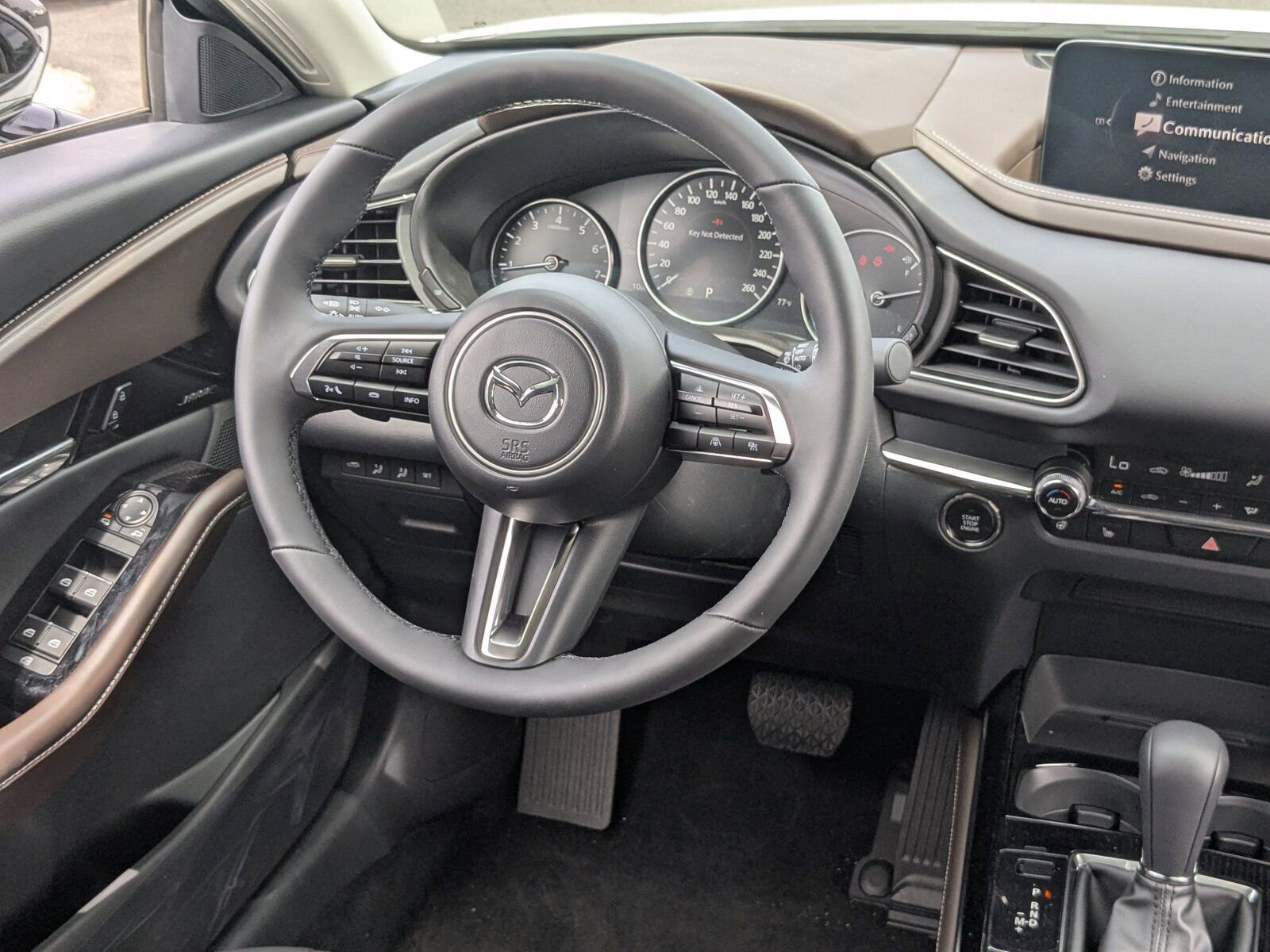 New 2025 MAZDA CX-30 2.5 Turbo w/ Premium Plus Pkg image 16