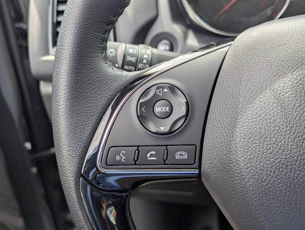 Used 2025 Mitsubishi Outlander Sport SE AWD/4WD image 30