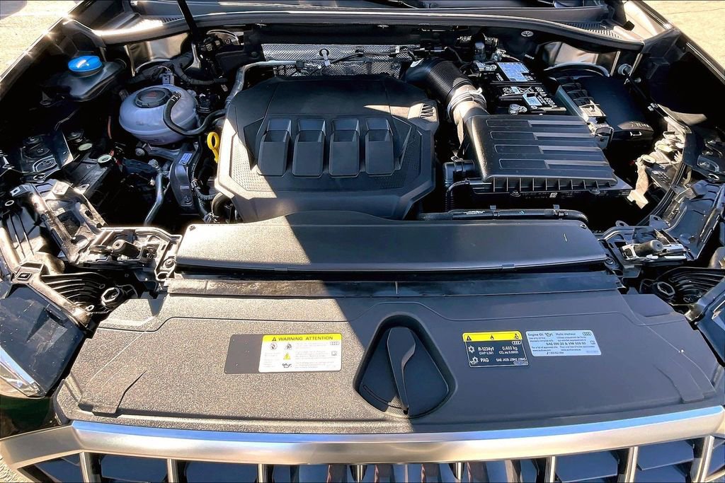 Used 2025 Audi Q3 2.0T Premium w/ Convenience Package image 30