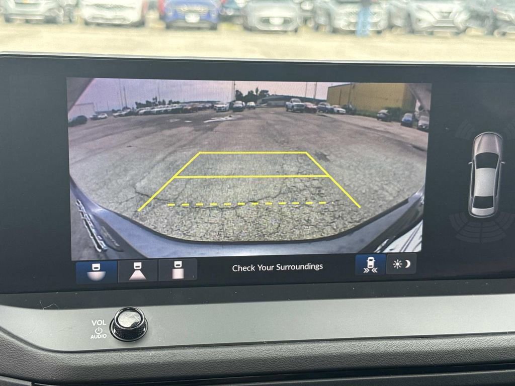 Used 2024 Honda Accord Touring image 15