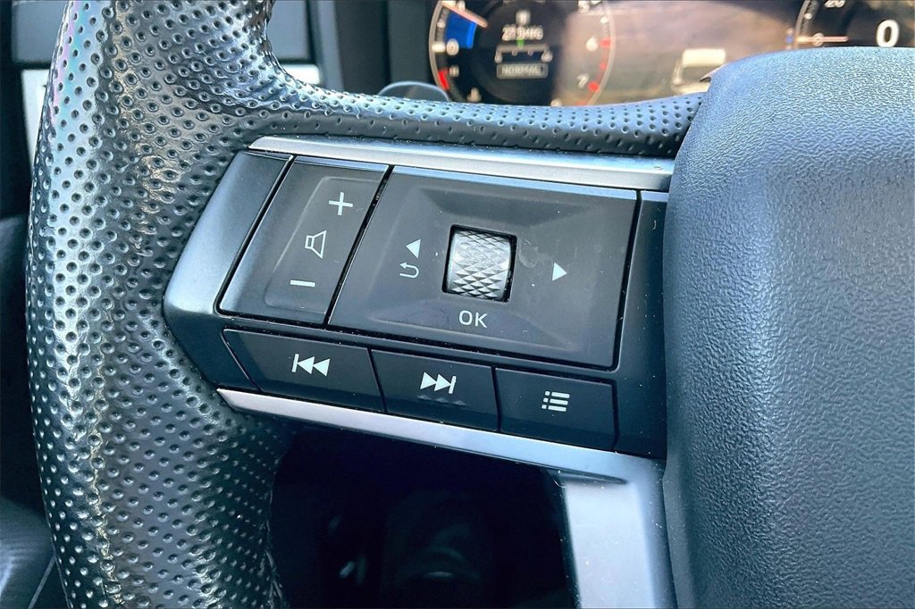 Used 2022 Mitsubishi Outlander SE image 13