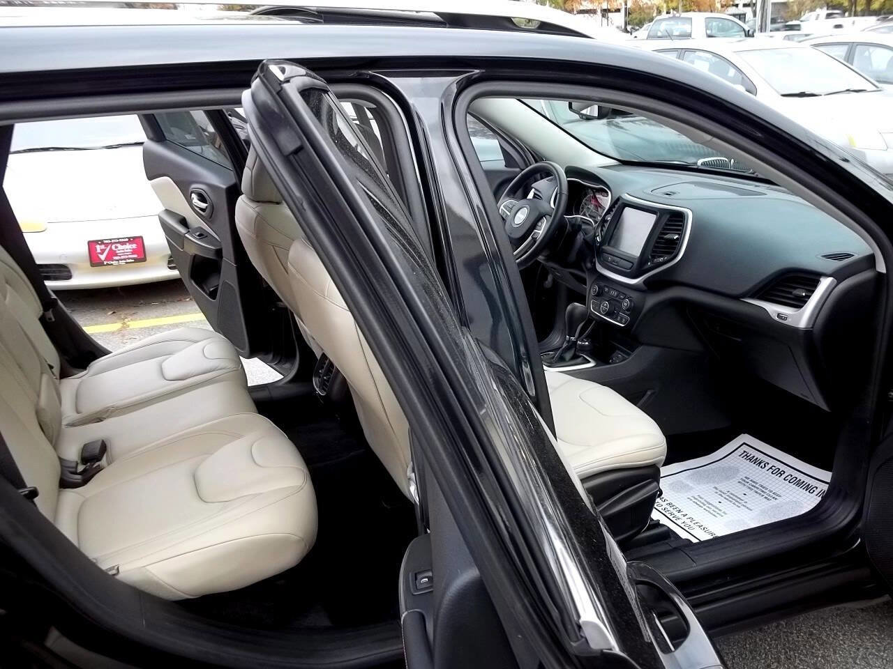 Used 2016 Jeep Cherokee Limited w/ Trailer Tow Group image 9