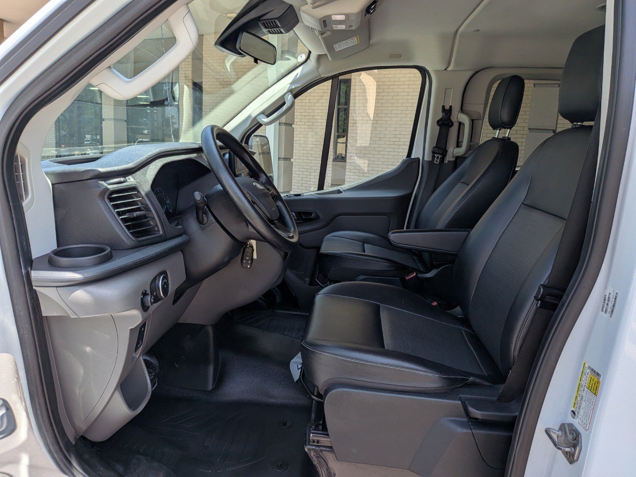Used 2023 Ford Transit 350 XL RWD image 9
